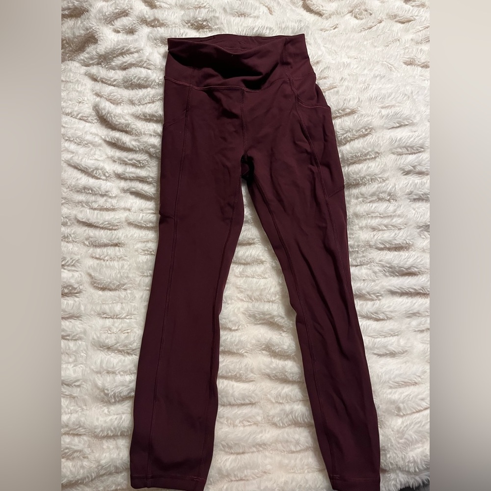 Lululemon leggings size 4